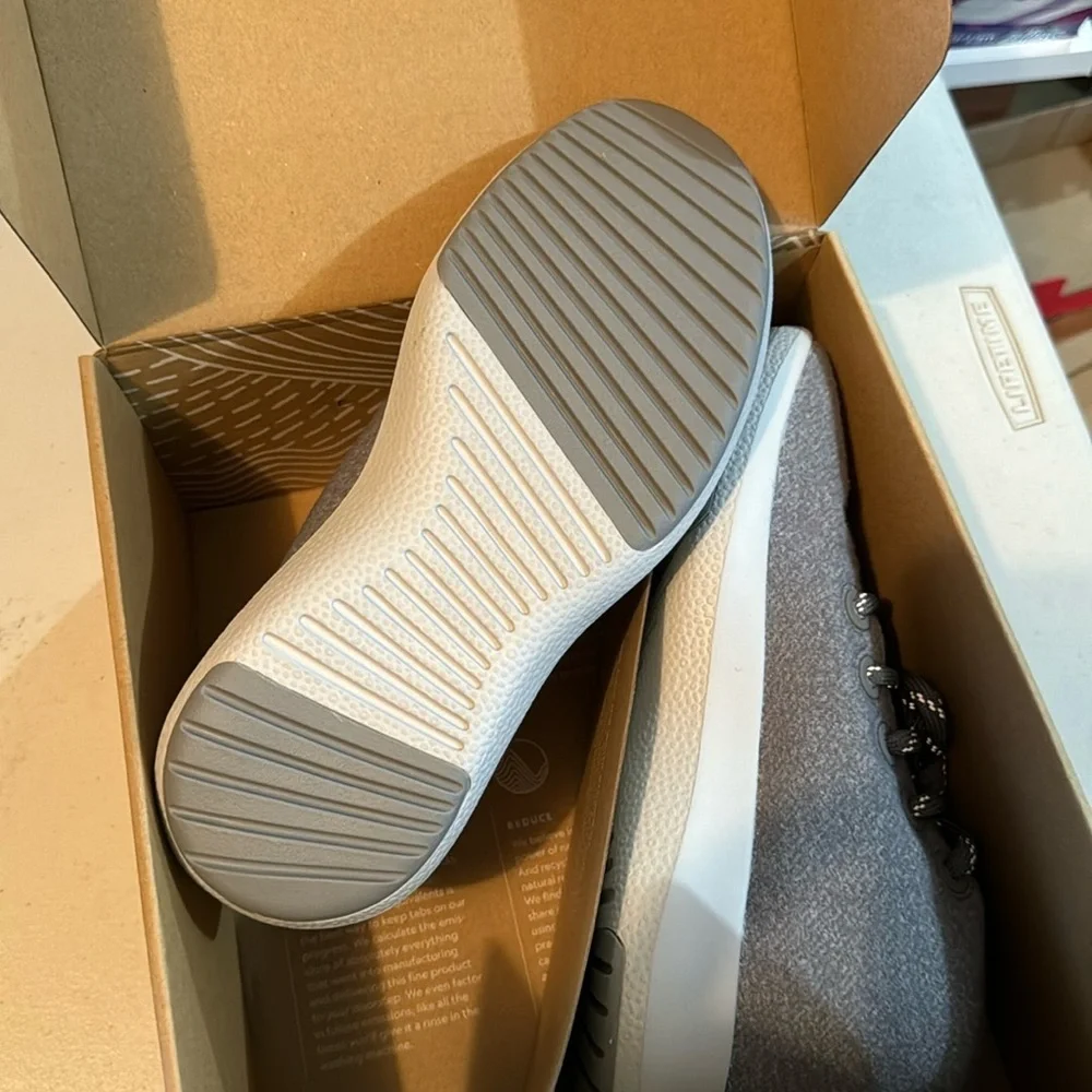 Women’s allbirds Wool Runner-up Mizzles in Light Grey - Picture 7 of 10